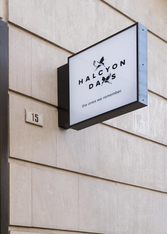 Halcyon Days Designer Apartments By Ana Locking Малага Экстерьер фото